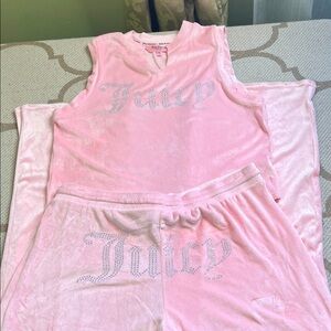Juicy Couture pink velvet super soft tank/ pants Lounge Set, size XL